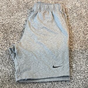 Nike Shorts Men's Nike 9" Dri-Fit Yoga Training Shorts Heather Gray Db4199 M